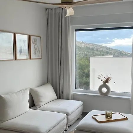 Luxury Boho-loft With Private Rooftop And Pool 公寓 特罗吉尔